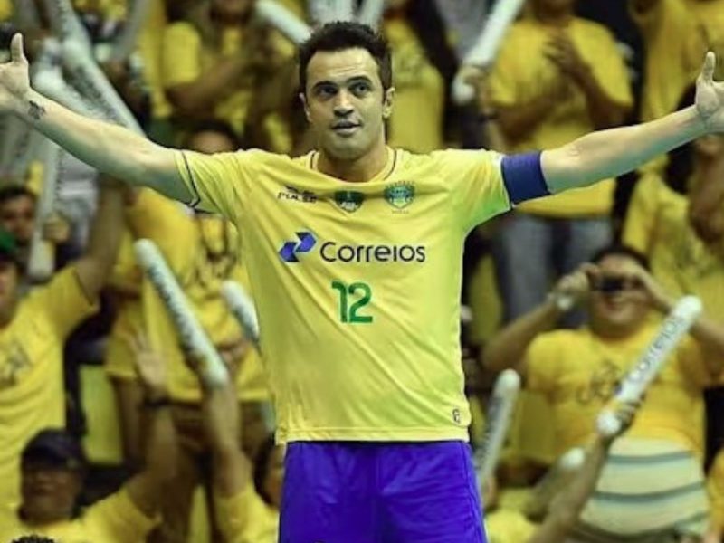 Jogador Falcão, conhecido como Rei do Futsal