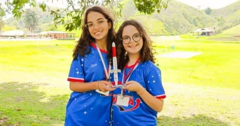 Helena Galvani e Amanda Ferraz competiram na Jornada de Foguetes no Rio de Janeiro