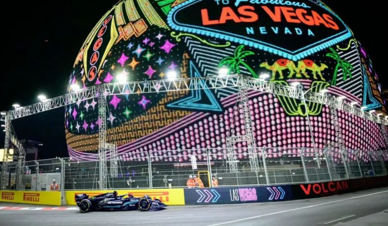 Carro no GP de Vegas, pilotos reclamam de cheiro de maconha