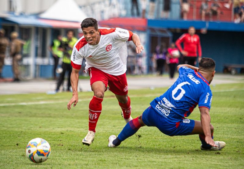 Hercílio Luz e Marcílio Dias disputam uma vaga na final da Copa Santa Catarina