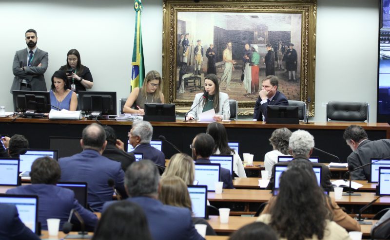 Sessão da CCJ que aprovou a PEC do aborto