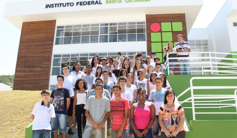 Vagas são destinadas para ensino médio técnico