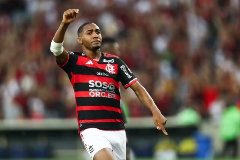 Jovem Lorran é um dos jogadores que entram em férias mais cedo no Flamengo