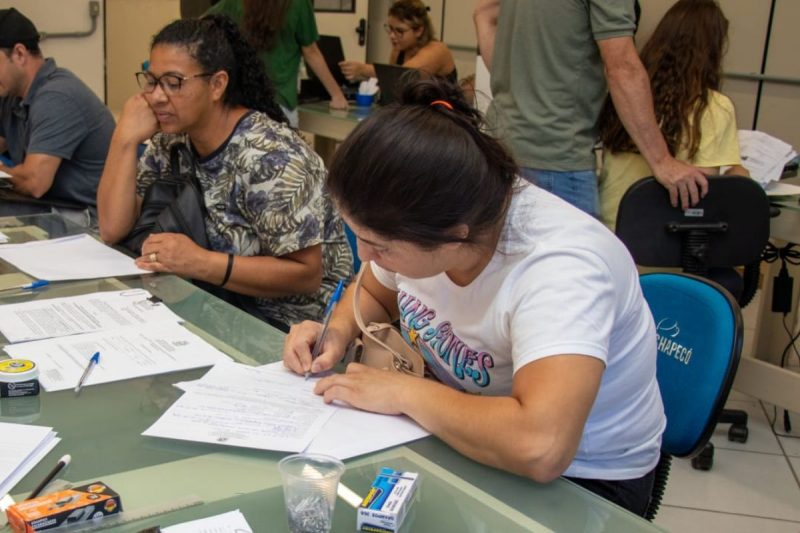 Interessados em vagas integrais deverão levar a documentação até as escolas 