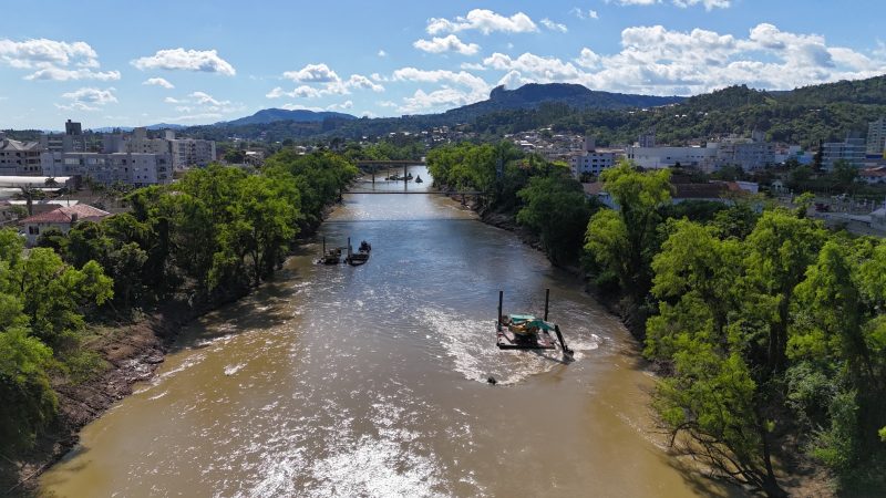 Rio Itajaí-açu