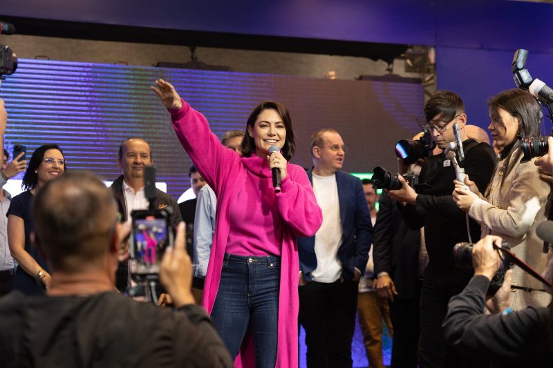 Michelle Bolsonaro será uma das homenageadas na Alesc - Foto: Germando Rorato/ND