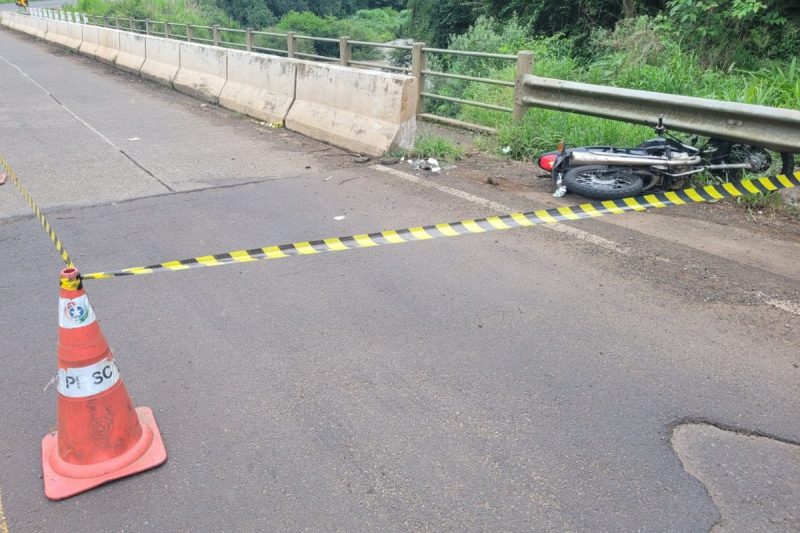 ponte na sc-355 onde o motociclista caiu e morreu 