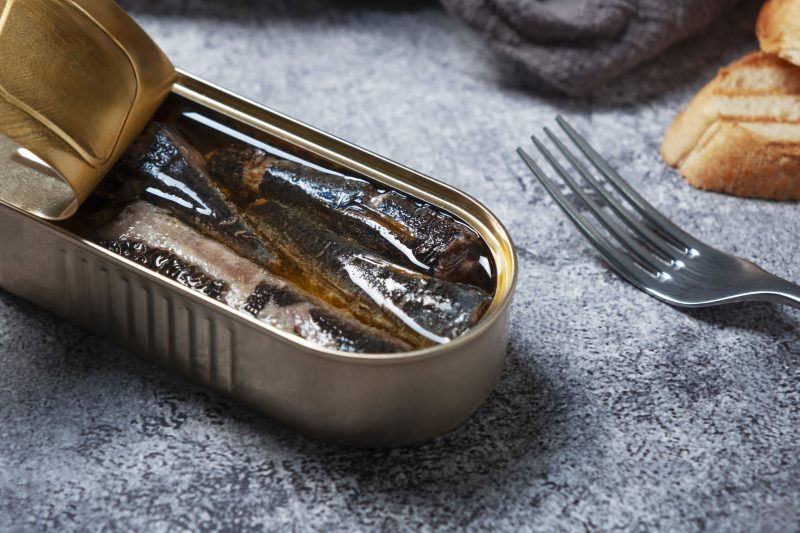 Sardinha enlatada, o lanche rico em proteínas