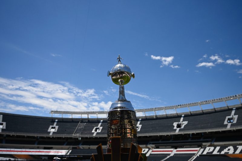 Atlético-MG x Botafogo se enfrentam pelo título da Libertadores 