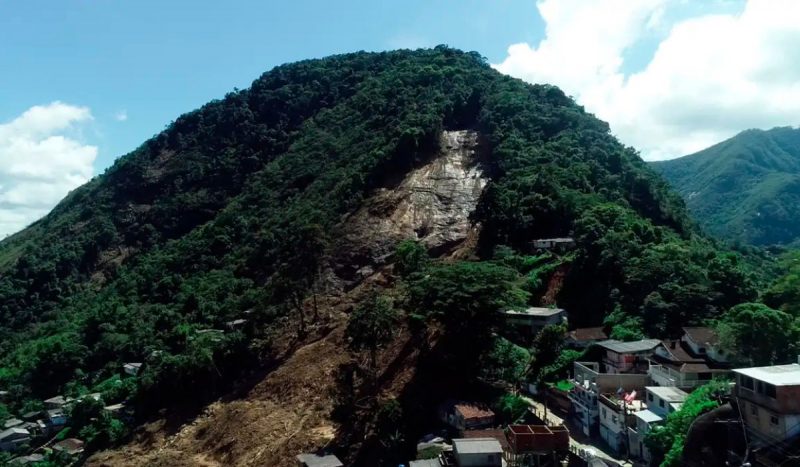 Tragédia em Petrópolis, no Rio de Janeiro, deixou mais de 200 mortos 