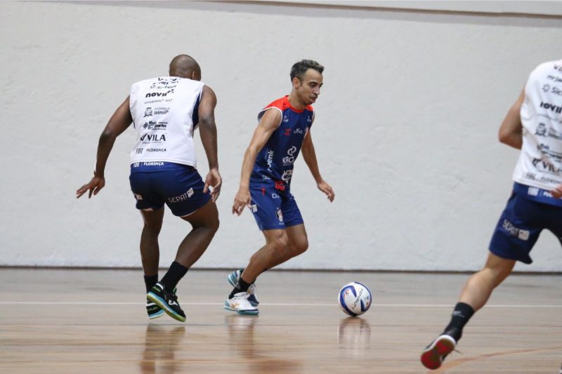 Fora de casa, JEC Futsal enfrenta o Criciúma na semifinal do Campeonato Catarinense