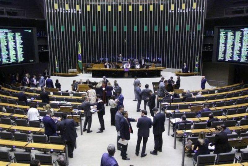 Câmara dos Deputados aprova medida que prevê castração química de pedófilos