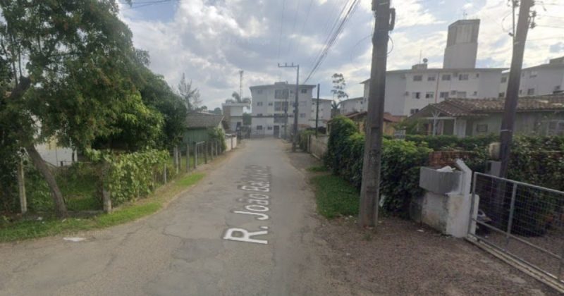Caso grave de violência doméstica foi registrado na rua João Batista Rita, em Criciúma