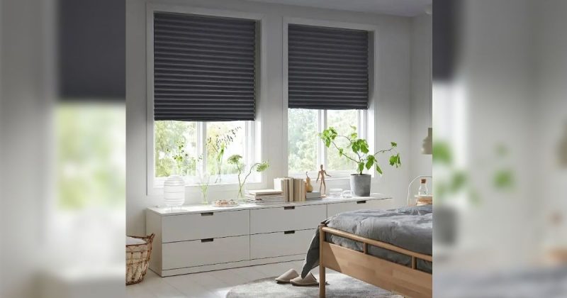 Persianas devem ser substituídas pelas cortinas plissadas