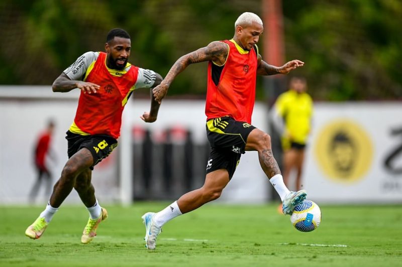 Flamengo tem os amigos Gerson e Wesley e eles vão jogar em Florianópolis