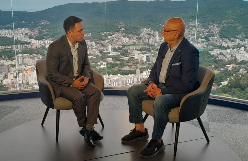 Em entrevista ao repórter Paulo César Santos, no Grupo ND, Esperidião Amin Amin ressaltou a importância de cobrar investimentos federais para garantir o desenvolvimento de Santa Catarina