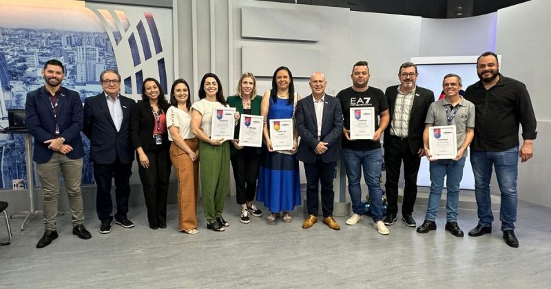 Grupo ND homenageia jubilados de 2024 em Joinville