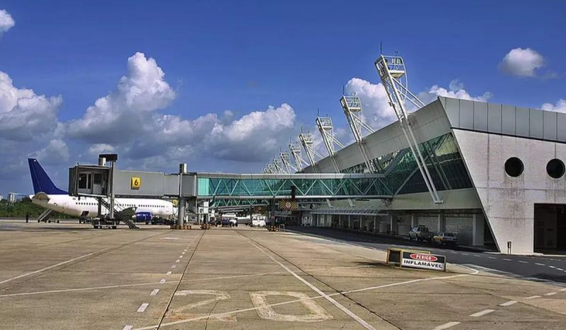 Homem foi encaminhado para o sistema penitenciário após avião pousar em Belém
