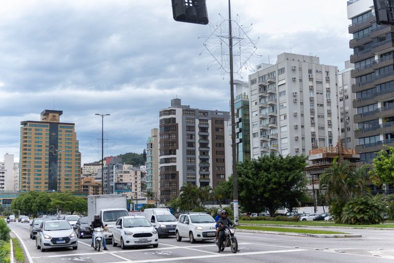 Florianópolis fechou 2024 com o segundo aluguel mais caro entre as capitais do Brasil