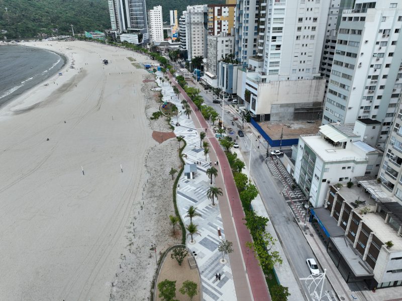 Foto mostra nova orla de Balneário Camboriú