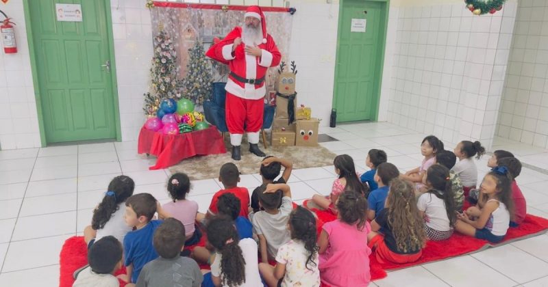 Danir Boehs também se veste de Papai Noel para fazer trabalho voluntário em Criciúma e região