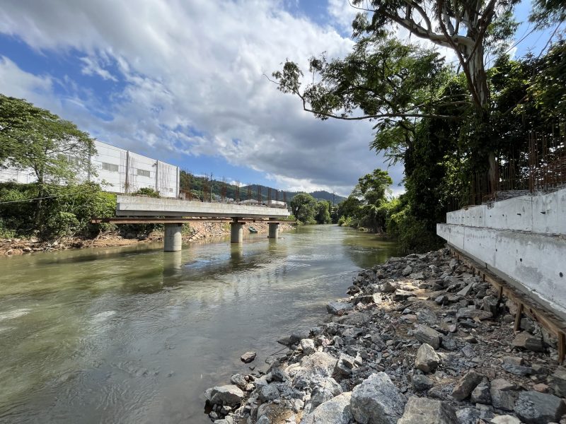 Ponte em Jaraguá do Sul tem data marcada para conclusão