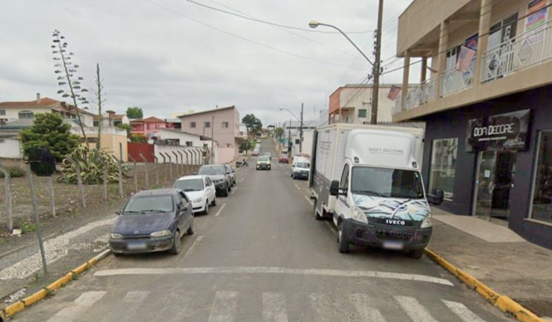 Homem foi baleado 11 vezes no centro de Correia Pinto, na Serra catarinense 