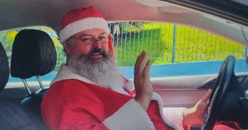 Danir Boehs se transforma em Uber Noel para o Natal