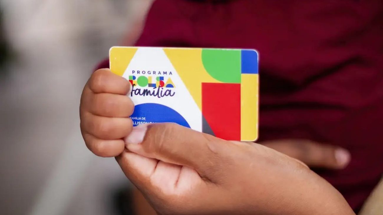 O Bolsa Família teve os valores reajustados em outubro de 2026, com benefício mínimo de R$ 691 por famíliaFoto: Reprodução/Lyon Santos/MDS