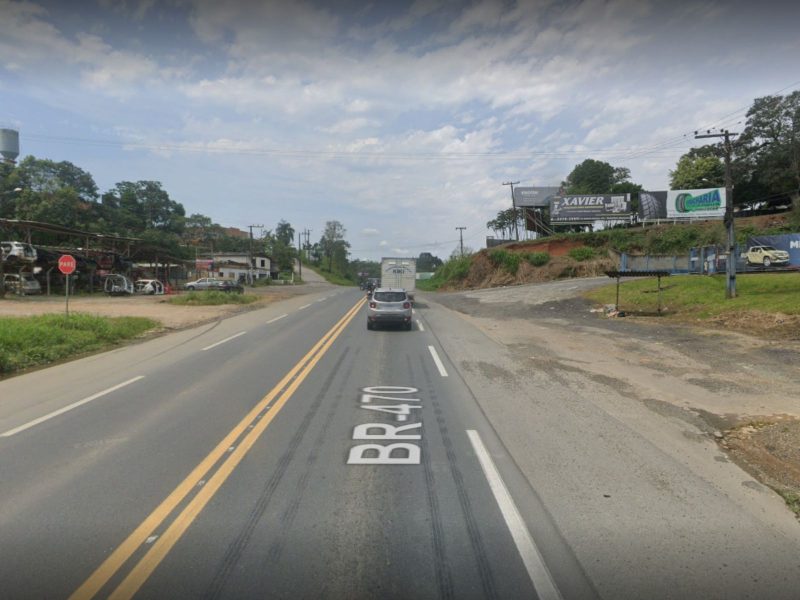 A imagem mostra o Km 59 da BR-470 em Blumenau 