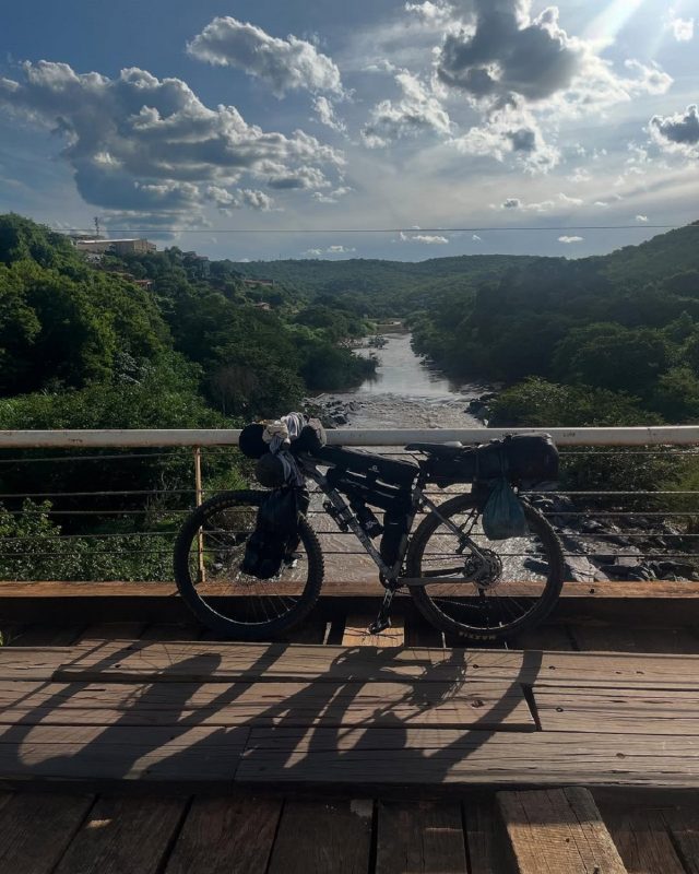 Catarinense viaja de Blumenau à Bahia de bicicleta