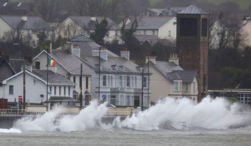 Ciclogênese explosiva trouxe ventos devastadores para a Irlanda 