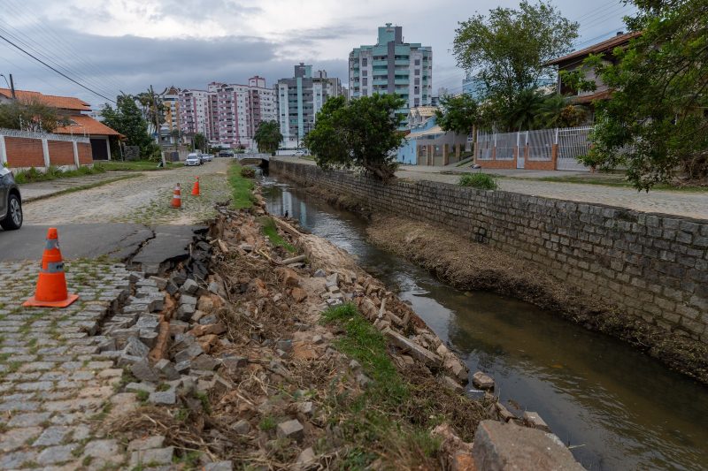 Os estragos da chuva em Florianópolis deixaram danos estruturais marcantes na cidade - Foto: Reprodução/ND