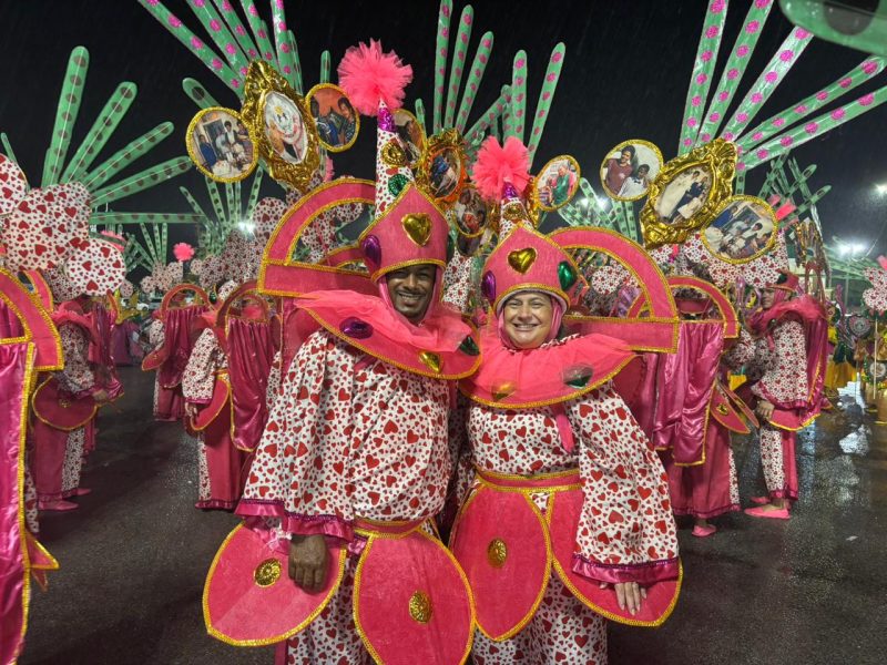 Verde e rosa reverenciam a matriarca do Morro da Caixa no Carnaval 2026 - Lídia Gabriella / ND Mais
