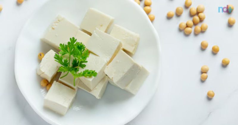 imagem mostra tofu, base da ricota vegana mais fácil do mundo