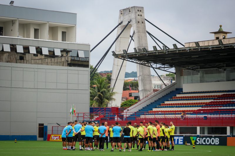 Estádio Augusto Bauer recebe Brusque x Caravaggio