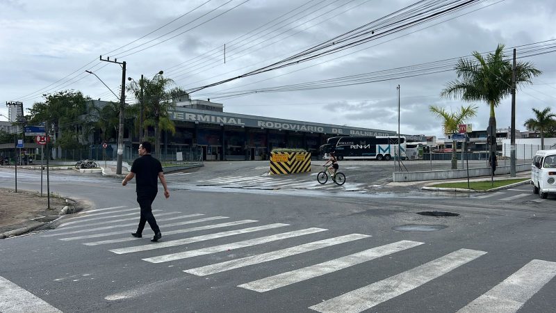 imagem da rodoviária de Balneário Camboriú na manhã desta sexta-feira (17)