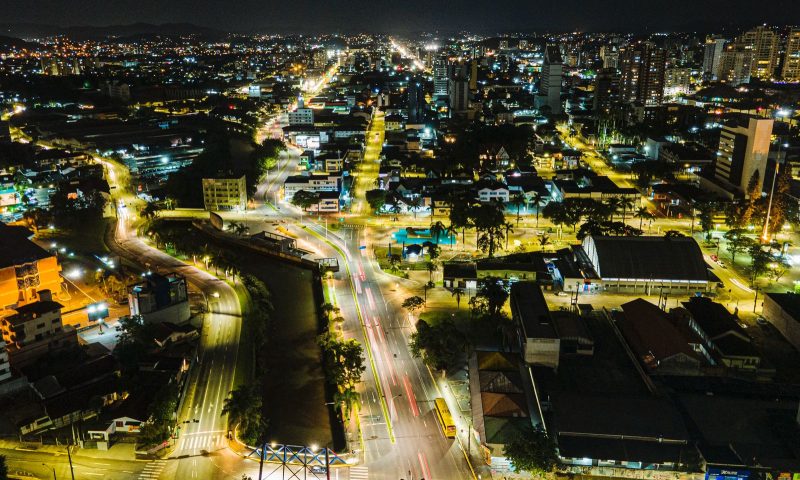 Projeto prevê melhorias na iluminação pública de Joinville 