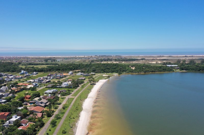 Conheça as sete lagoas de Balneário Rincão neste verão