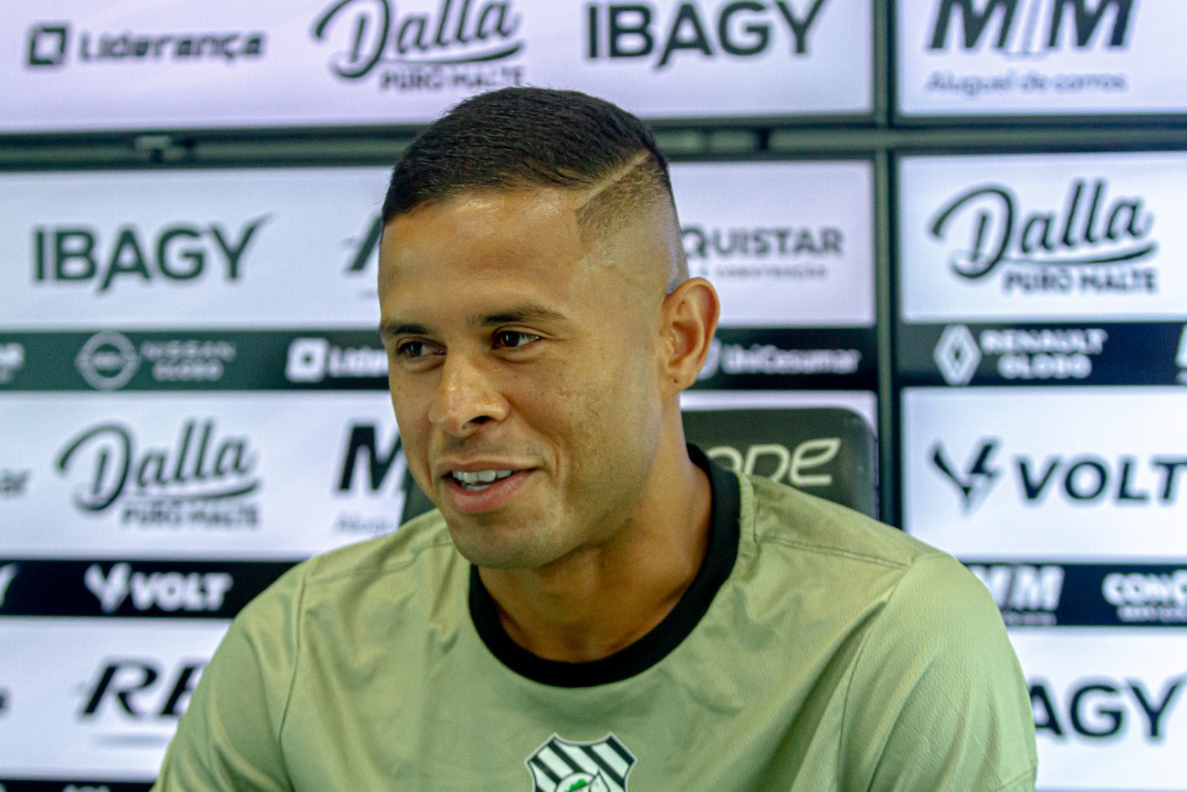 Marlyson concedeu entrevista coletiva e falou sobre as chances que não haviam aparecido até entãoFoto: Patrick Floriani/FFC
