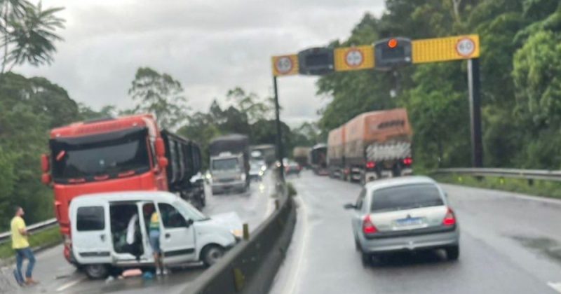 Acidente foi registrado na manhã desta quinta-feira (9) no Morro dos Cavalos