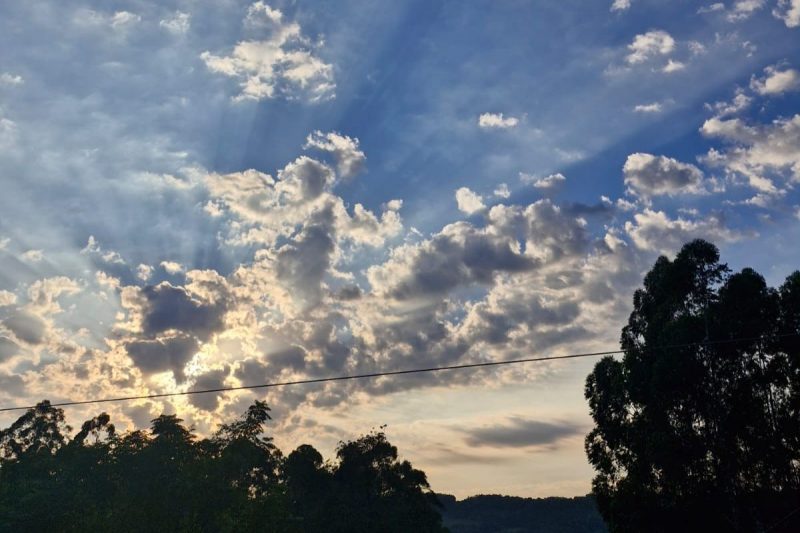 Meteorologista explica os significados das nuvens em SC