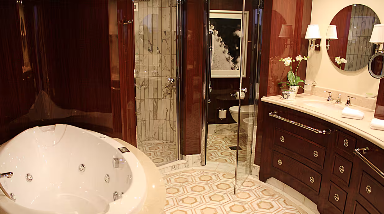 Owner's Suites é o quarto mais caro do navio e pode custar até R$ 111 mil por pessoa - Divulgação/Oceania Cruises/ND