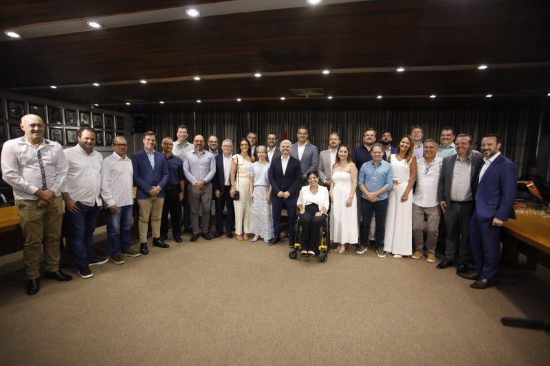 Cerimônia de posse dos secretários de Blumenau no Salão Nobre da Prefeitura de Blumenau