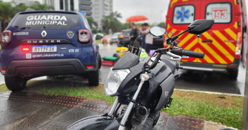 Queda de motociclista aconteceu na avenida Beira Mar-Norte - Foto: Divulgação/GMF/ND