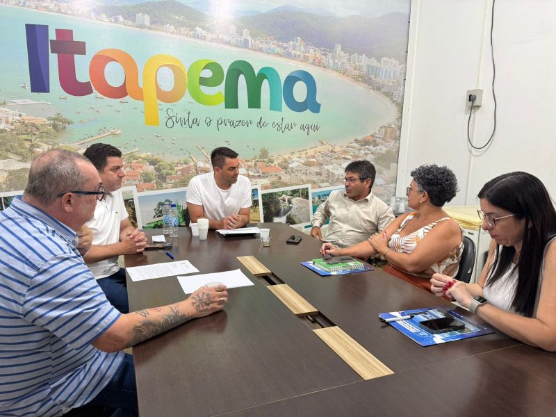 Imagem mostra reunião entre prefeitos de Itapema e Porto Belo