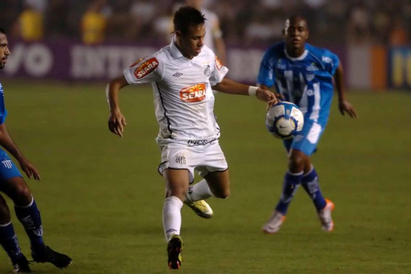 Neymar voltou para o Santos