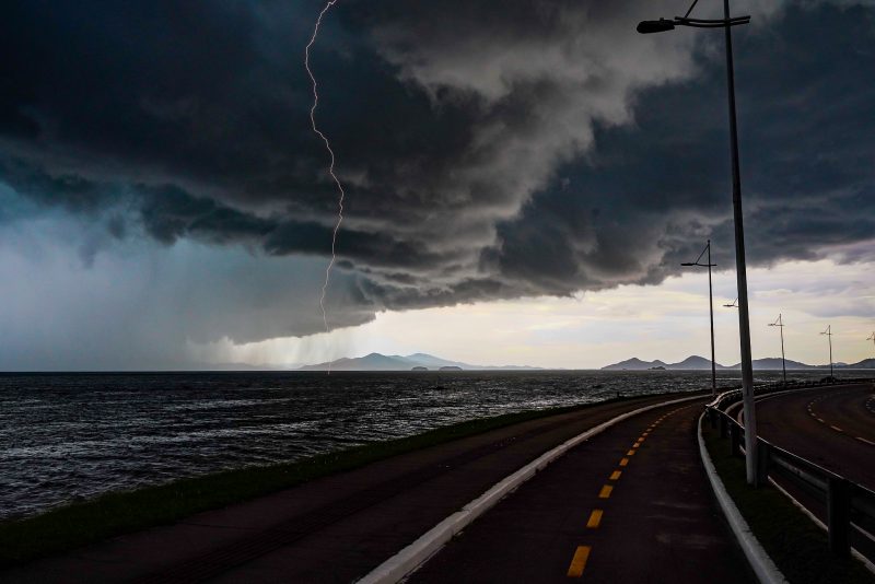 Previsão é de temporais e pancadas de chuva em Santa Catarina