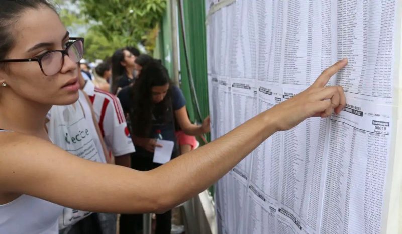 Candidatos aprovados no Sisu têm até hoje para se matricular