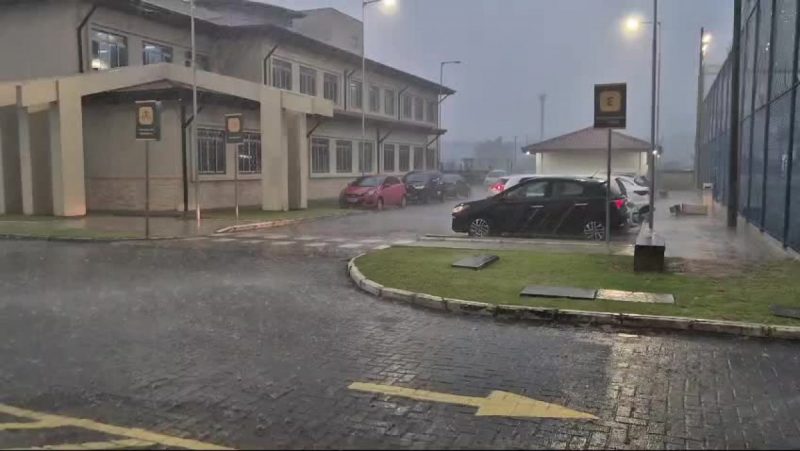 Litoral terá chuva volumosa nas próximas horas